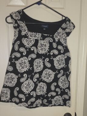 Sonoma Black and White Paisley Square-Neck Cap Sleeve Top